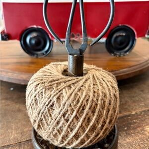 Rustic Twine Ball Scissors on Iron Stand
